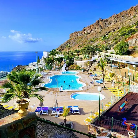 Paradise View *